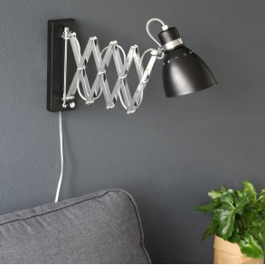 Hardy - vgglampa i tre metallfrger med saxutdrag