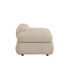 Mikko - Lnestol i beigestof og metal detaljer