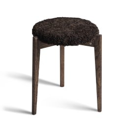 Assist - Taburet med brunt f�reskindss�de, syv forskellige finish