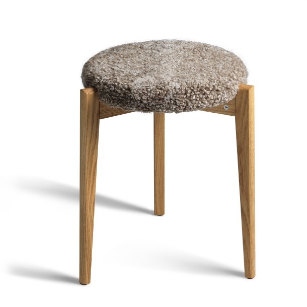 Assist - Taburet med sahara f�reskindss�de, syv forskellige finish