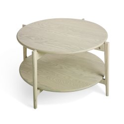 Vasa - Rundt sofabord med hylde i massiv ask og fire forskellige finish. � 88 cm x h�jde 48 cm