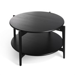 Vasa - Rundt sofabord med hylde i massiv ask og fire forskellige finish. � 88 cm x h�jde 48 cm