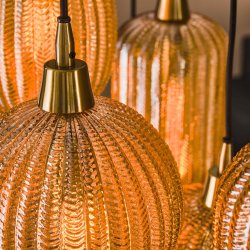 Player - Loftlampe med syv forskellige glaskupler i ravfarvet glas