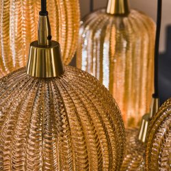 Player - Loftlampe med syv forskellige glaskupler i ravfarvet glas