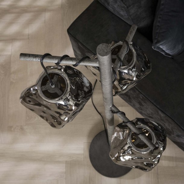 Gulvlampe i antik slv og glas