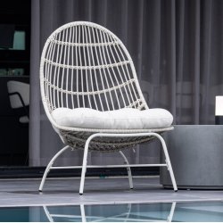 Shasta - Hvilestol i hvidt stl og beige polyester