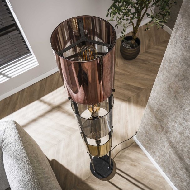 Aida - Gulvlampe med tre forskellige farvede glaskupler