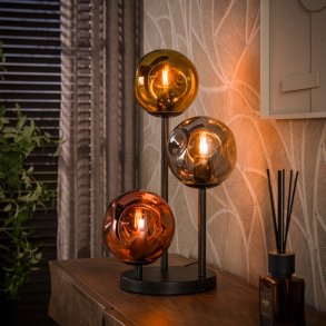 Triblet � Bordslampa med tre glassk�rmar och svart metall
