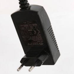 Duran - gulvlampe i tre farver metal