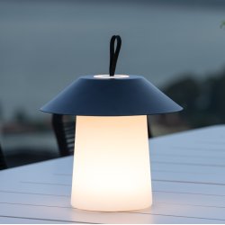 Bolsena - Udendrs bordlampe i sort metal og plast