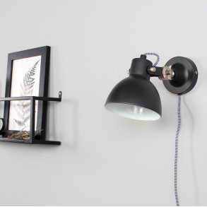  Don - vgglampa i svart metall