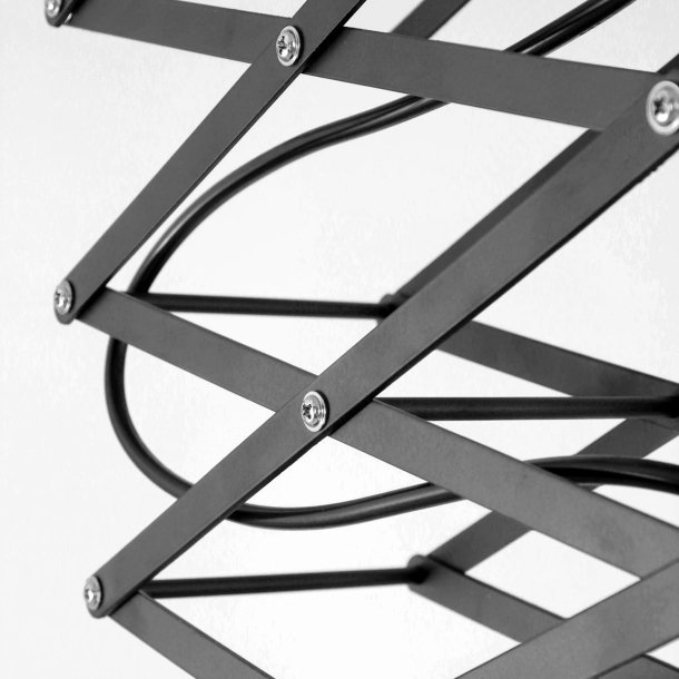 Moverse - Loftlampe i sort metal med flexibelt ophng