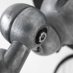 Hood - vglampe i sort eller grn metal