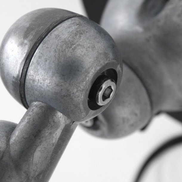 Hood - vglampe i sort eller grn metal