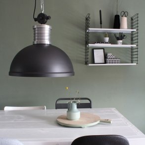 Brooklyn - industriell taklampa i svart metall