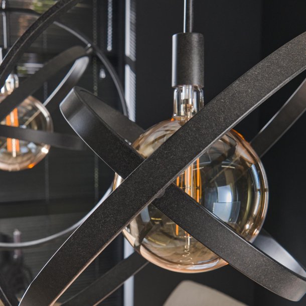 Universe - Loftlampe med to rustikke skrme i metal