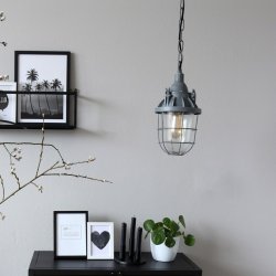 Adra - industriel loftlampe i to metalfarver