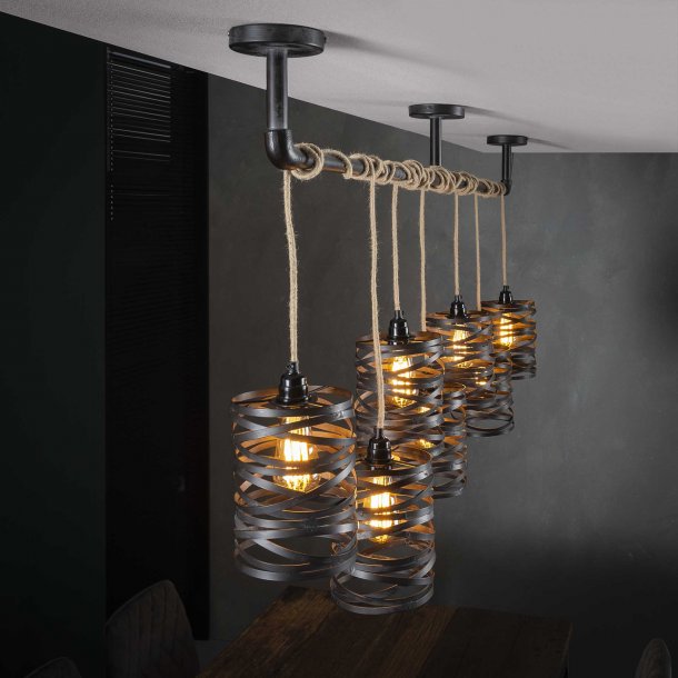 Twist - Loftlampe med syv lampeskrme i metal