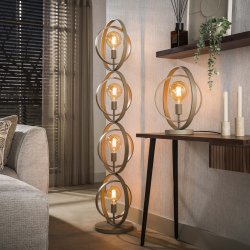 Frisky - Gulvlampe i beige metal, h�jde 180 cm.