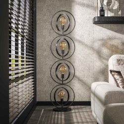 Frisky - Gulvlampe i patineret metal, hjde 180 cm.