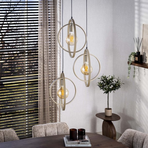 Frisky - Loftlampe i beige metal