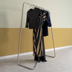 Hang-On - Tjstativ i silky taupe metal