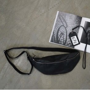 Bumbag i sort læder, model small