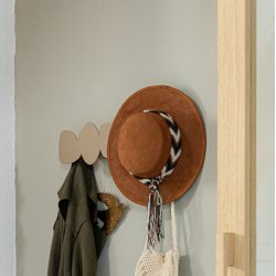 Stones - Knagerkke i champagne farvet metal med organiske former, 5 knager