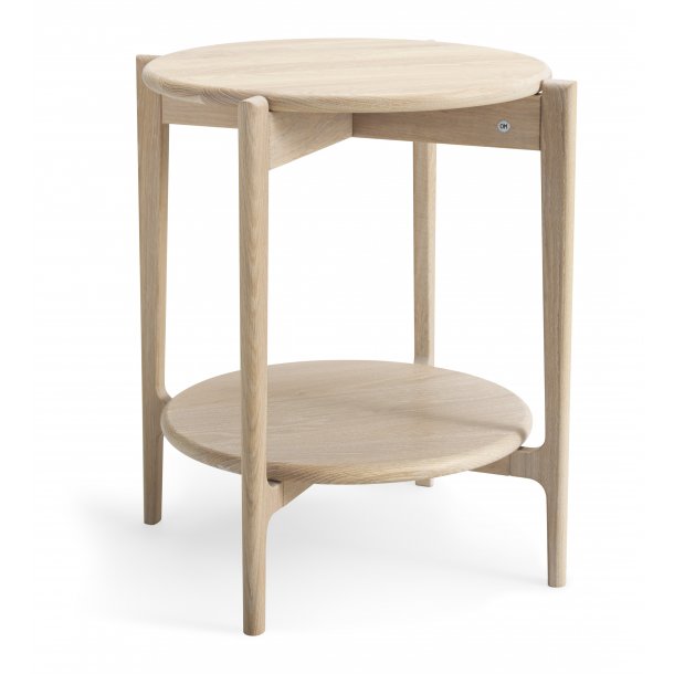 Sweden, Rundt hj�rnebord i massiv eg med hylde og fem forskellige finish. � 51 x h�jde 55 cm