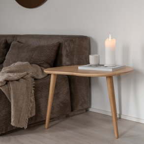 CT 10 - Soffbord i massiv bok med palettform och storlek 74 x 55 cm