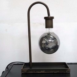 Ryan bordlampe i lakeret patineret jern