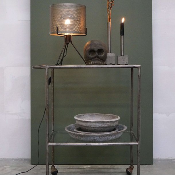 Kelly bordlampe i lakeret patineret jern