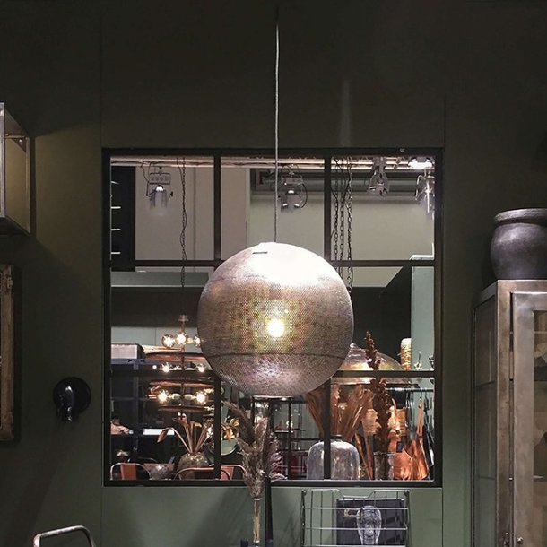 Moonlight pendel i lakeret jern, model large