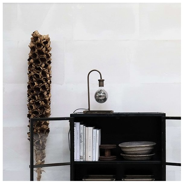 Ryan bordlampe i lakeret patineret jern