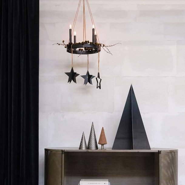 Juletr i perforeret metal, model large