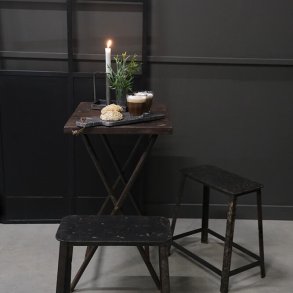 Funky - Cafbord i tervunnen metall