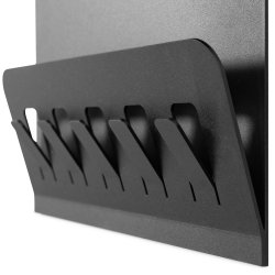 Muchas - Kl�dh�ngare i svart metall