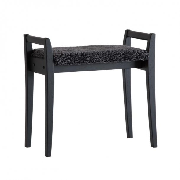 Soul � Pall i svart ek med en bredd p� 58 cm.