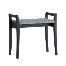 Soul � Pall i svart ek med en bredd p� 58 cm.