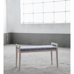 Meja - B�nk i hvidolieret eg med en bredde p� 98 cm