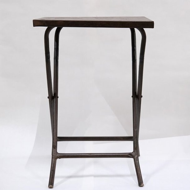 Funky - Cafbord i genbrugs metal