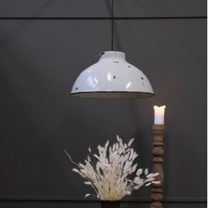 Spotty - Pendel med hvid patineret emalje