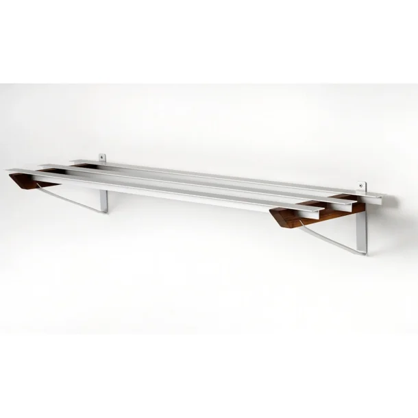 SR2 - Skohylde, bredde 68 cm, vghngt i rustfri stl og seks forskellige trfinish