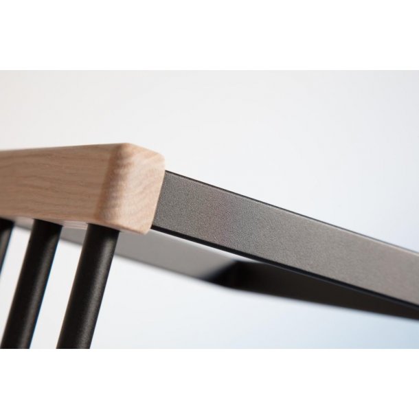 Freja - Skohylde i massiv eg, med en bredde p� 59 cm