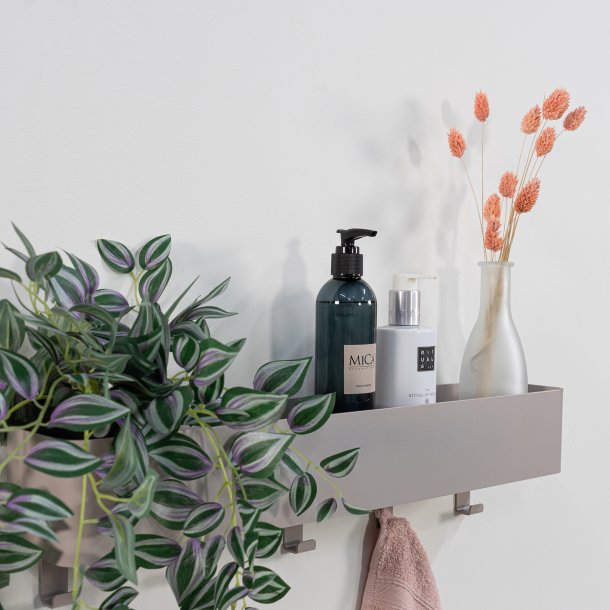 Maxi - Hylde, knage i silky taupe metal med 5 knager