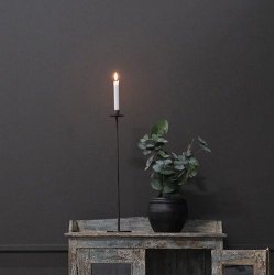 Alto - 2 gulvlysestager i lakeret jern, hjde 75 cm.