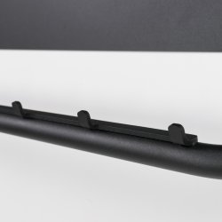 Bentz - Hattehylde i sort metal, bredde 80 cm.