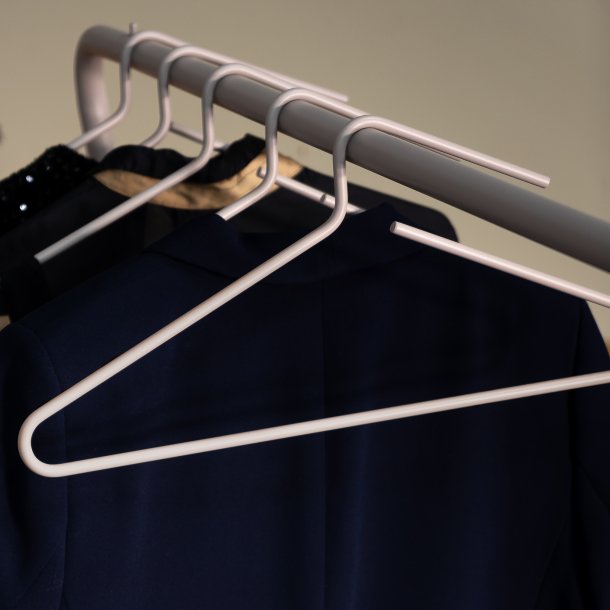 Hang-On - 5 hngare i silkeslen taupe metall