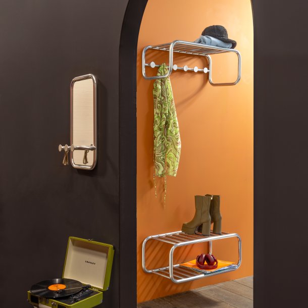 Flash - Hattehylde i nikkel med seks knager