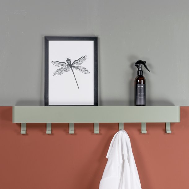 Alhamba - Knagerkke med hylde i stvet grn metal, syv knager